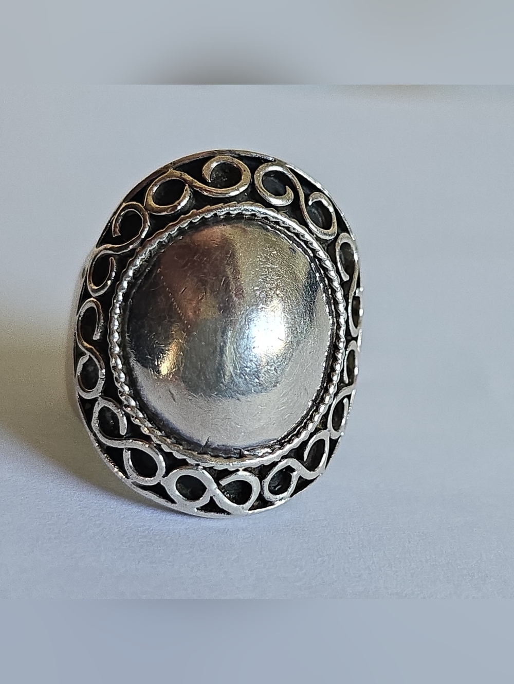 Vintage 925 Sterling Silver Oval Filigree Statement Ring